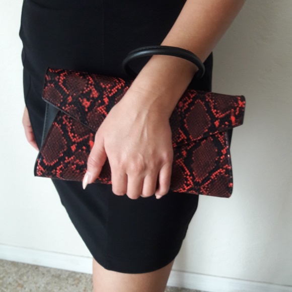 MSM RED PYTHON SNAKE CROSSBODY CLUTCH PURSE BAG - Picture 5 of 8